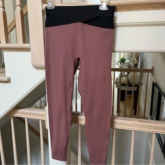Le Ore Corso Crossover Leggings in Warm Earth Size Small - Picture 7 of 16